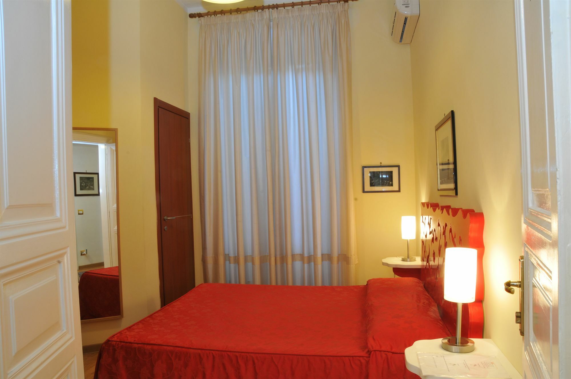 Alessandro III Roma Exterior foto